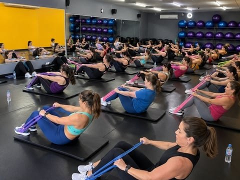 Aula de Pilates na Top One
